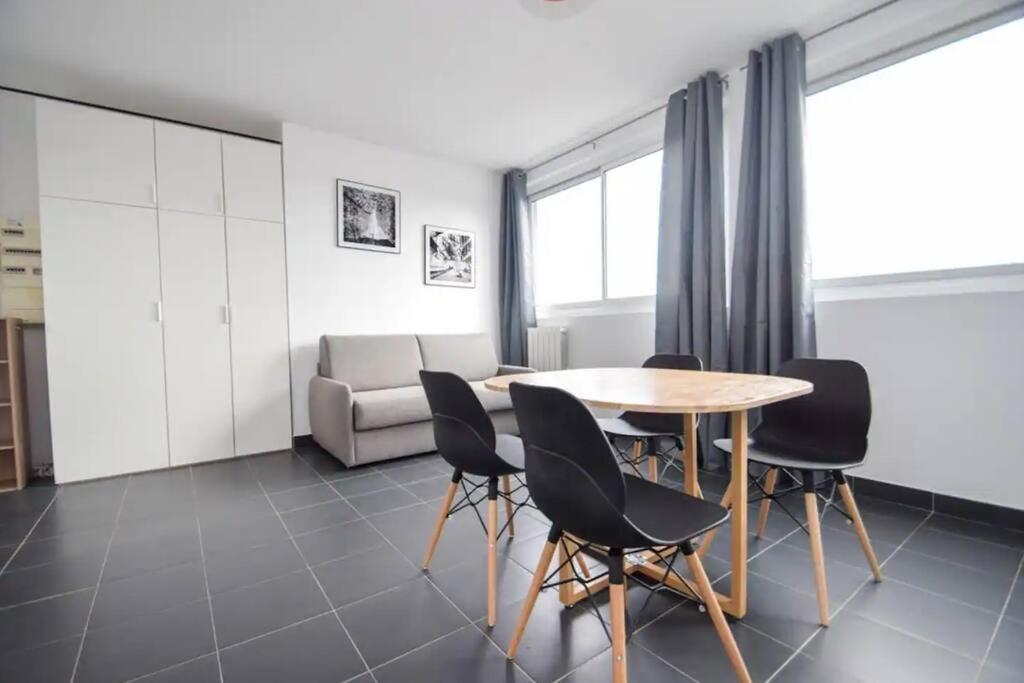 Escale-Marne Fr - 102 - Free Parking - Free Luggage Storage - All Equipped - Linen Included - Washing Machine - 10Mn Walk Metro 8 - Rer A - Panoramic View - From 1 To 4 Guests メゾン・アルフォール エクステリア 写真